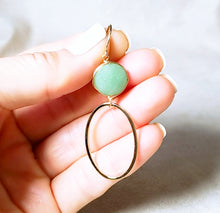 Load image into Gallery viewer, Green aventurine gold oval earring
