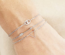 Load image into Gallery viewer, Mini triangle bracelet
