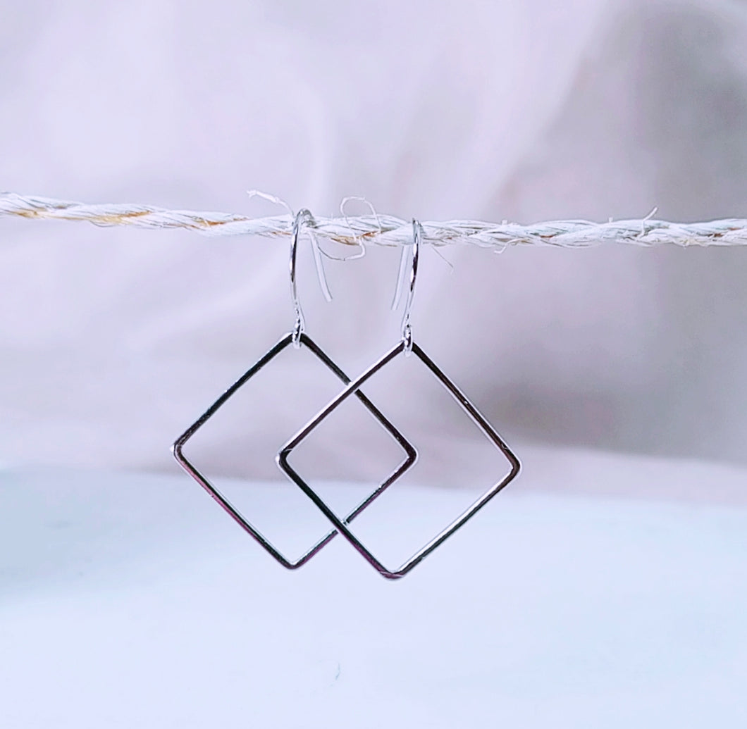Square earring