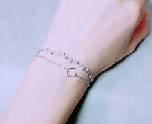Load image into Gallery viewer, Mini square bracelet

