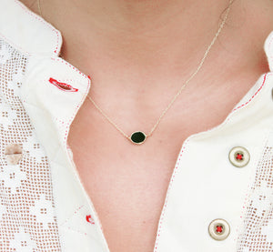 Onyx single stone necklace