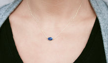 Load image into Gallery viewer, Lapis lazuli  Gem stone necklace

