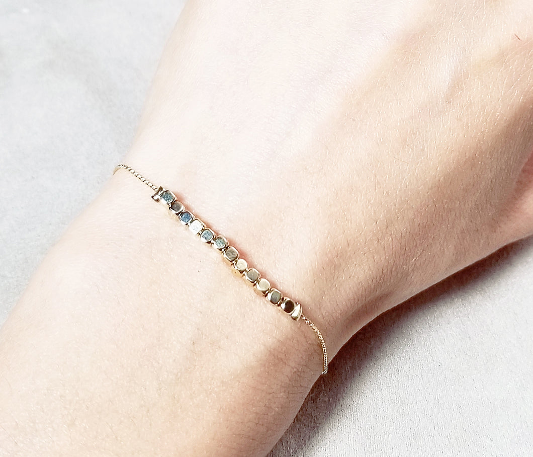 Mini square metal bead gold bracelet