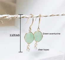 Load image into Gallery viewer, Aventurine gold dangle earring
