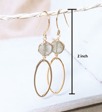 Load image into Gallery viewer, Labradorite oval dangle gold earring

