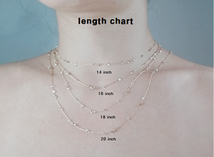Delicate Y shaped bead necklace / Mini bead short necklace